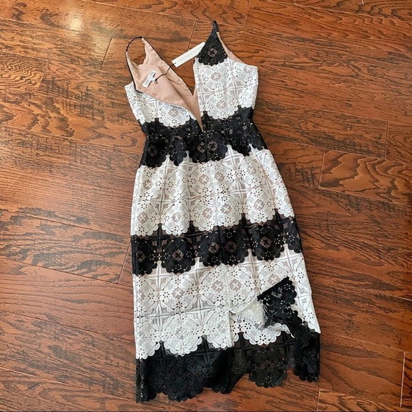 NWT: Dress the Population White and Black Lace Dress - Picture 11 of 12